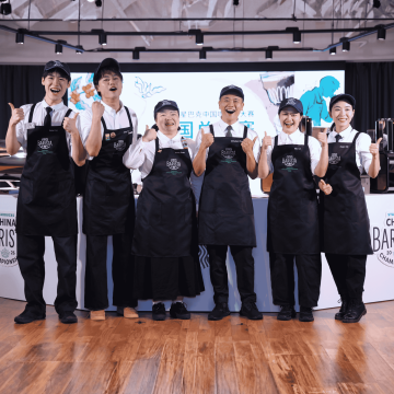 115 星巴克，怎么会一切与咖啡无关