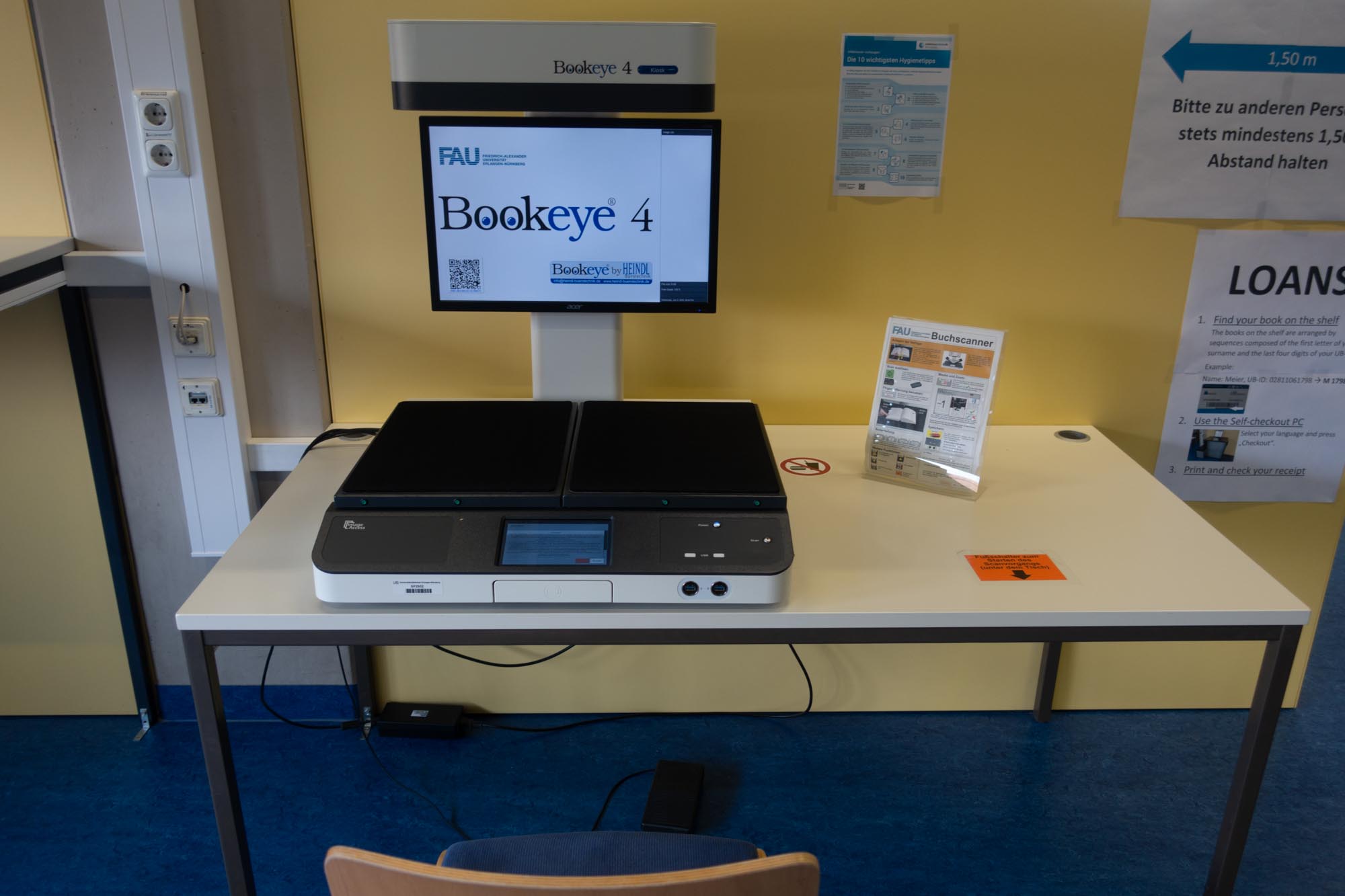 2020.6.3 图书馆的扫描设备。