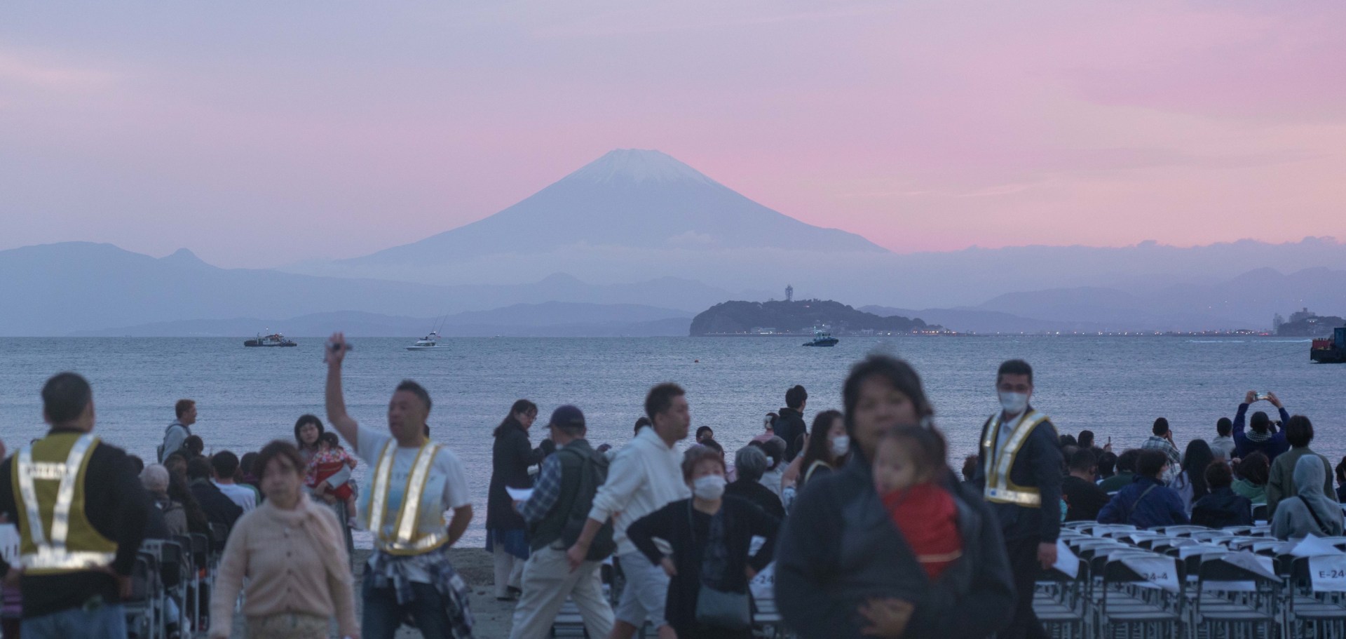 日本浮生录：逗子海岸和那晚的花火 cover