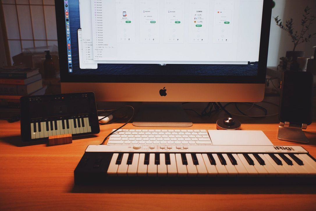 EA7B455C-FCD8-40C9-849B-27E00827E429_1_105_c