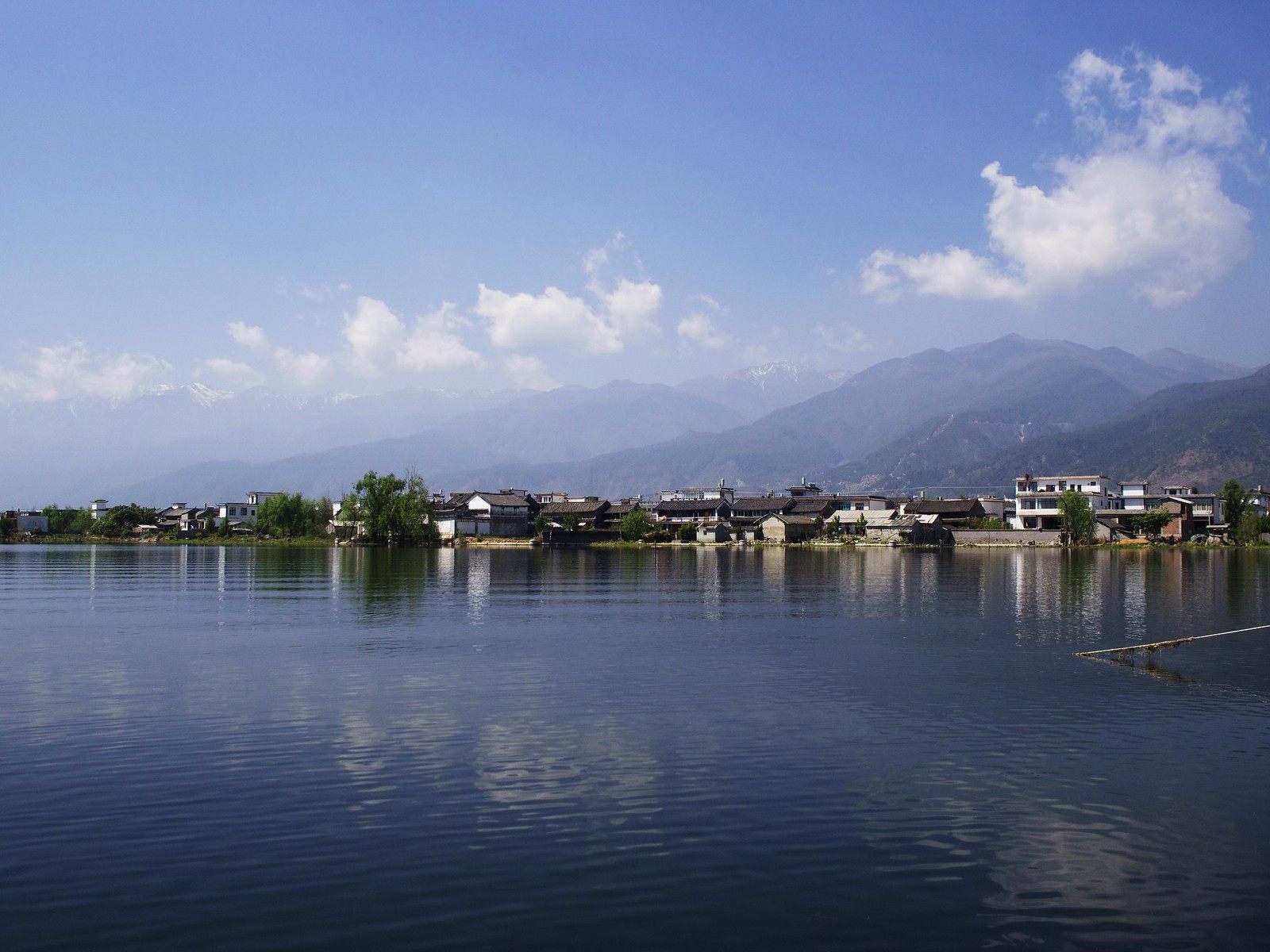 洱海與村落