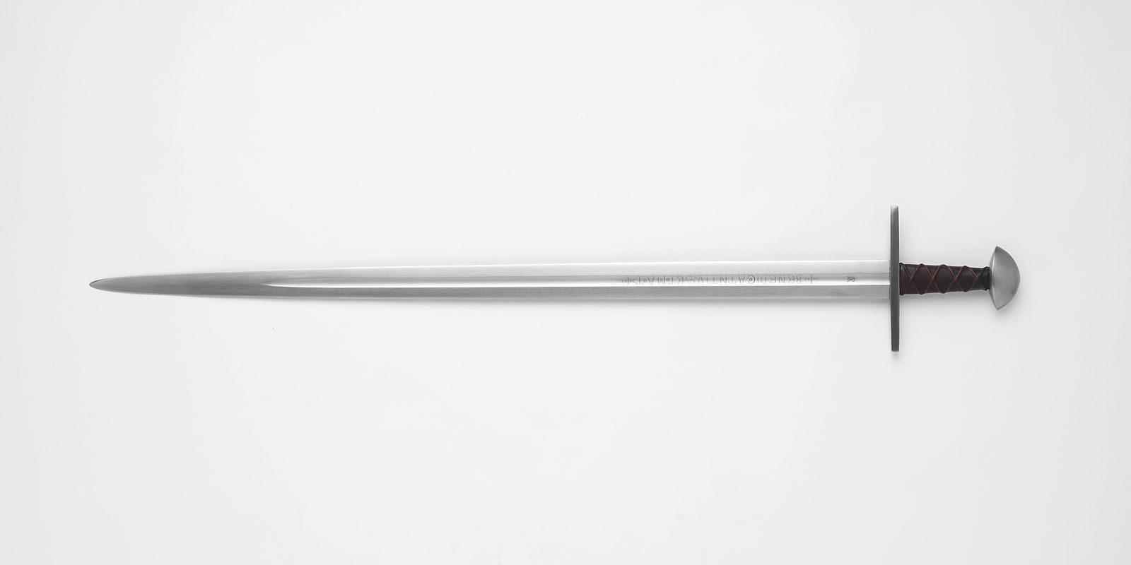 Albion_Soeborg_Medieval_Sword_01_8498112235.jpg