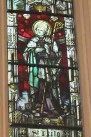St_Teilo_in_Holy_Trinity_Church,_Abergavenny.jpg
