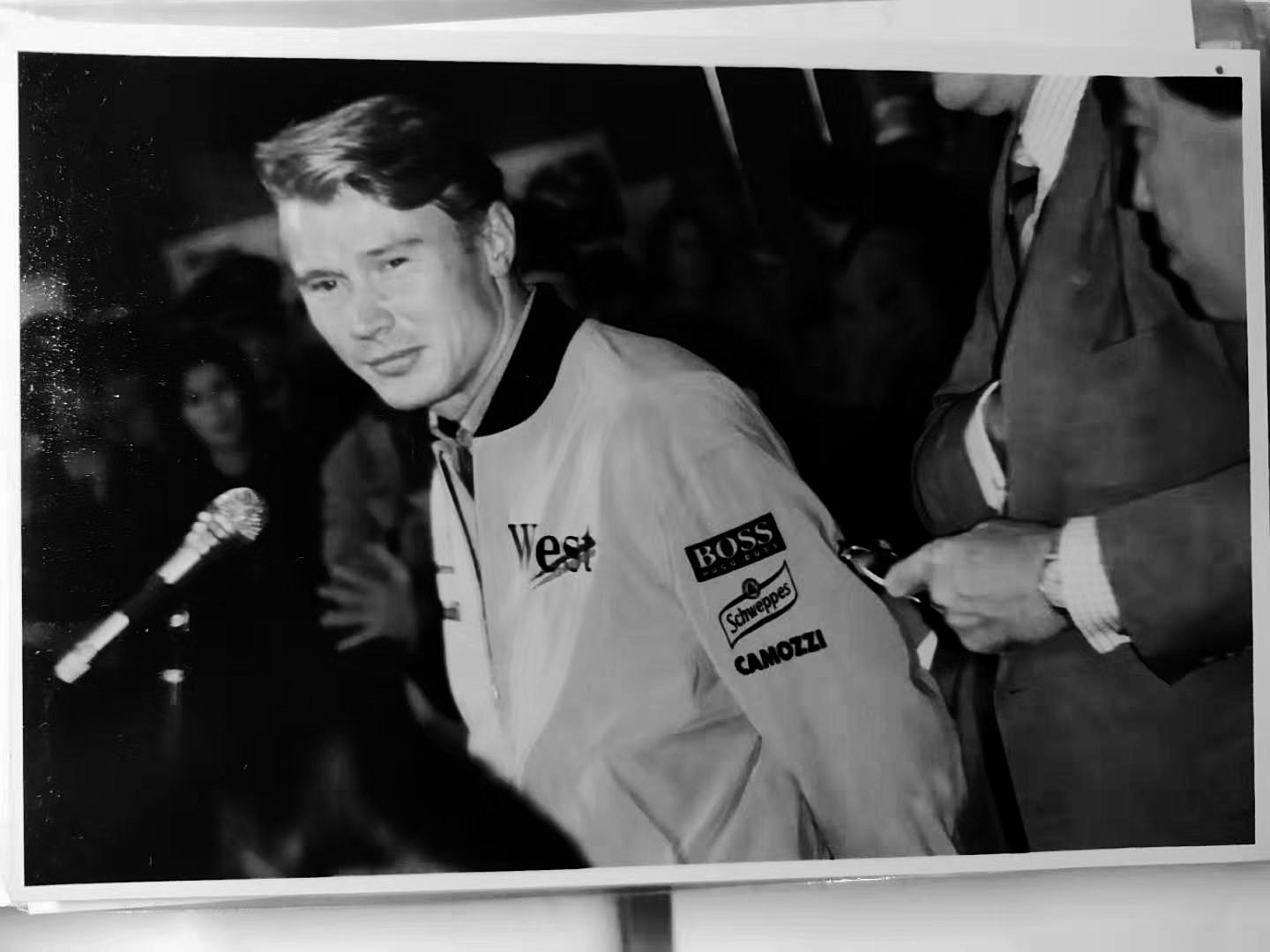Mika in Shanghai 1998.jpg