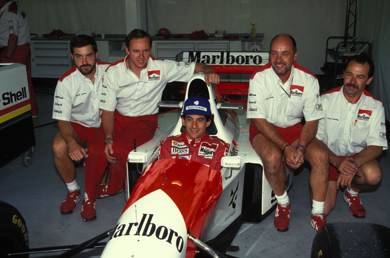 1017351652-COL-19931107-MCLAREN_93_009_1.jpg