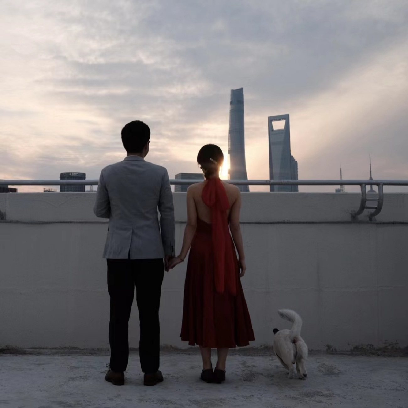 cover of episode E41: 凌晨四点 | 隔离日记